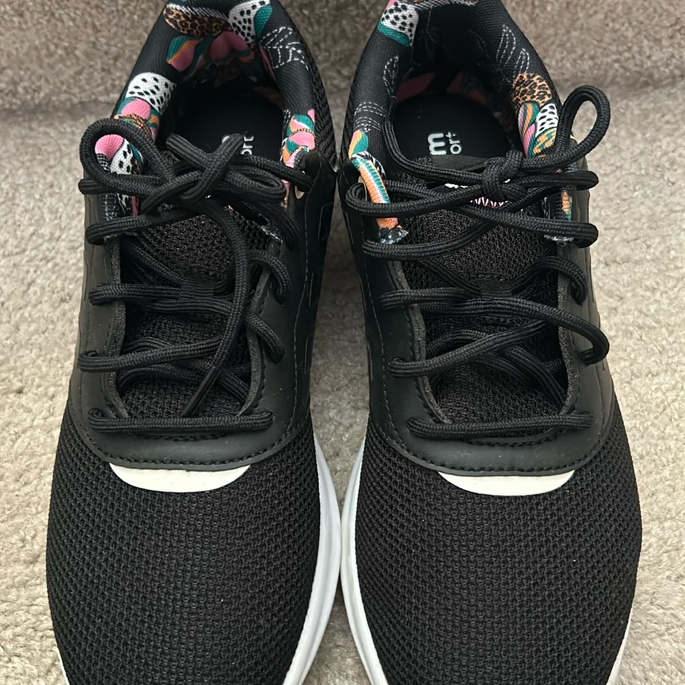 Adidas Cloudform Comfort Runners